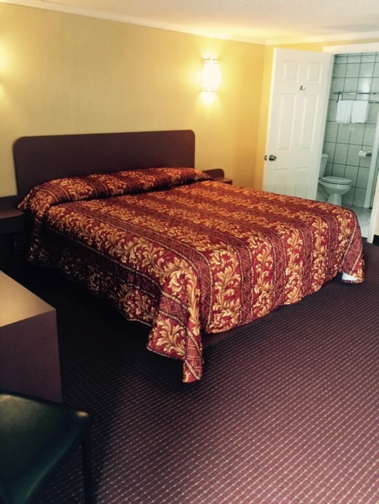 Skyview Motor Inn Johnston Екстер'єр фото