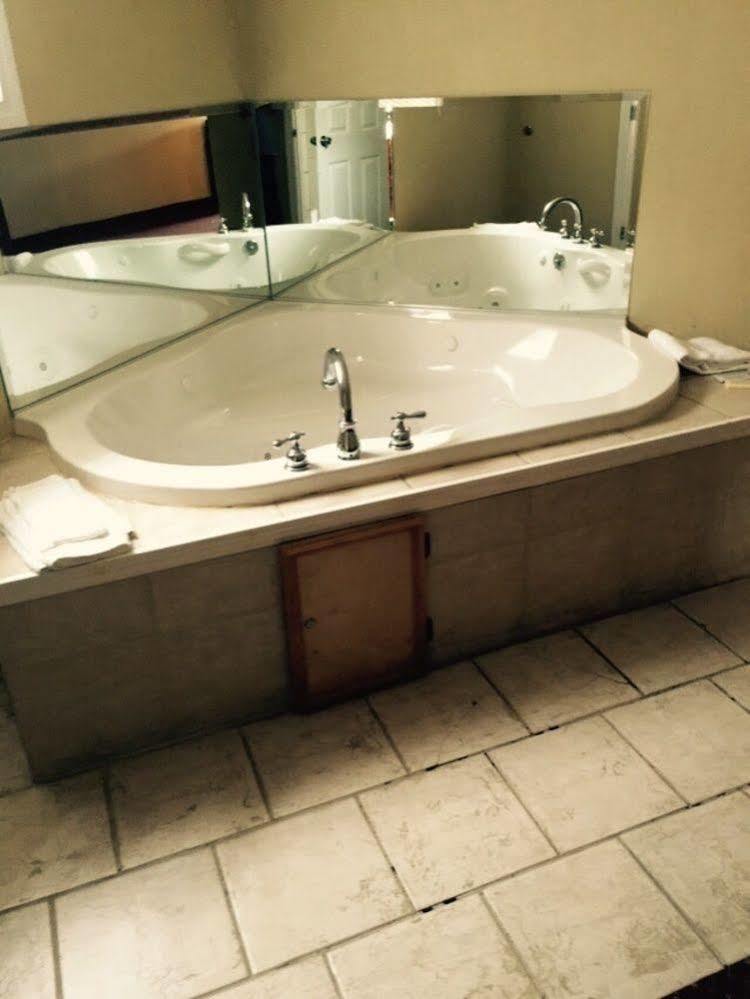 Skyview Motor Inn Johnston Екстер'єр фото